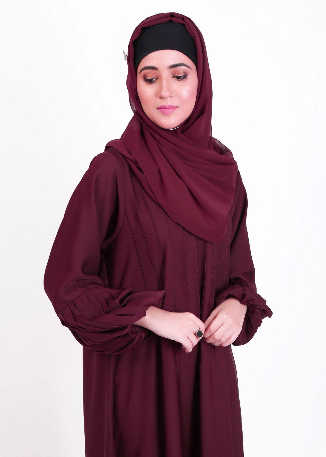 Arfaana'h Maroon Abaya –