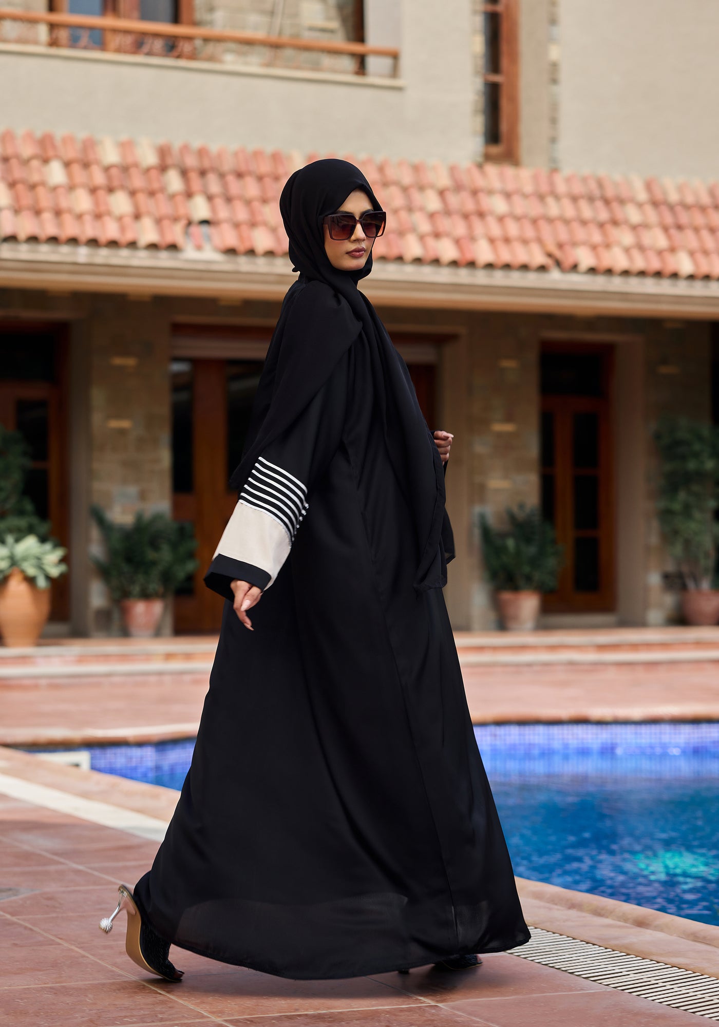Black Stripes Abaya