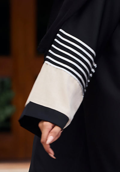Black Stripes Abaya